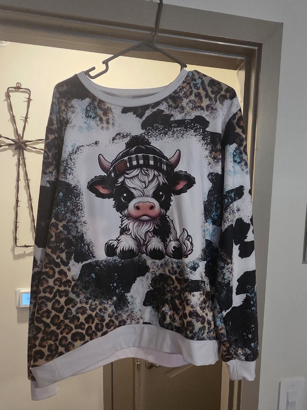 Cute Cow Print Kids Sweatshirt - White & Black